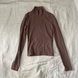 Abercrombie and Fitch taupe mockneck long sleeve
